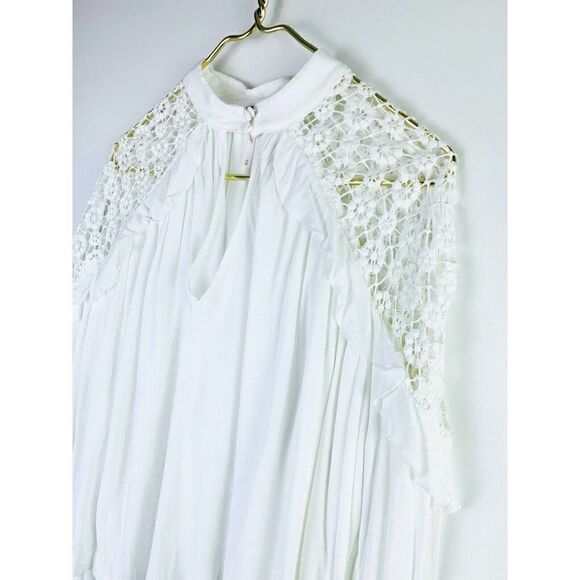 Free People Sz M A Little Bit Of Love White Crochet Shoulders Blouse - Picture 7 of 9